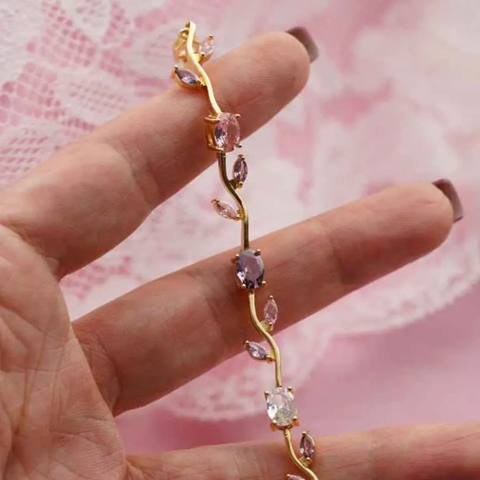 Tulip Bracelet – Premium Quality Stainless Steel Elegant Bracelet for Women l White ~ Without Box | Golden Base